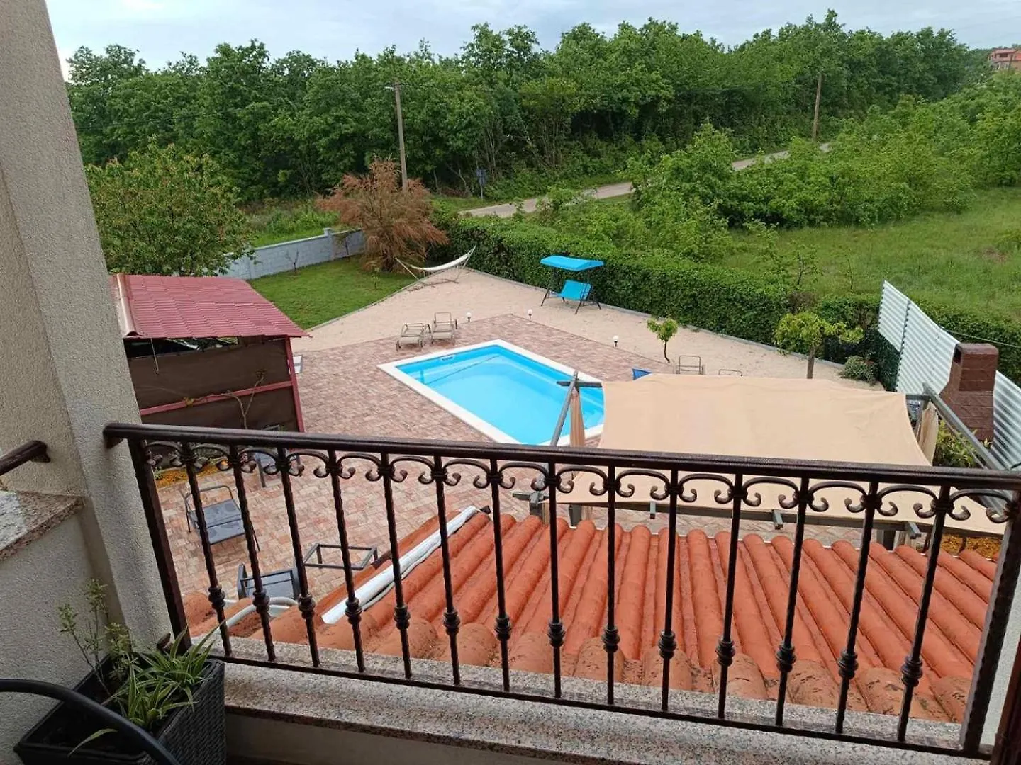 Green Oasis Near Barban - A House With A Pool, Pet Frendly Nyaraló